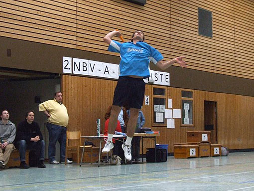 Aber auch Maurice Niesner (NBV Team Gifhorn) geht manchmal in die Luft