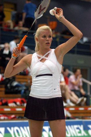 Carola Bott