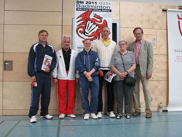 Braunschweiger Team (v.l.n.r. Gabor Polonyi, Dietmar Unser, Petra Kress, Heinz und Uschi Kl&uuml;hn, Willy Teichelmann)