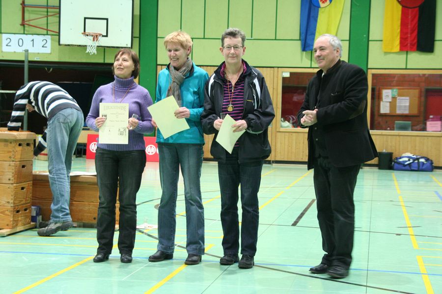 Doris holt den 2. Platz im DE O55