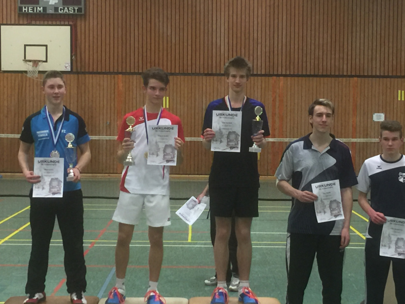 Siegerehrung HE U19, 3. Platz Tarek Himstedt