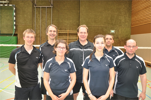 Von links: Lennart Roos, Lutz Vorhold, Petra Jünschke, Holger Böhm, Isabel Kemper, Thomas Gutacker, Sven-Olaf Schnell
