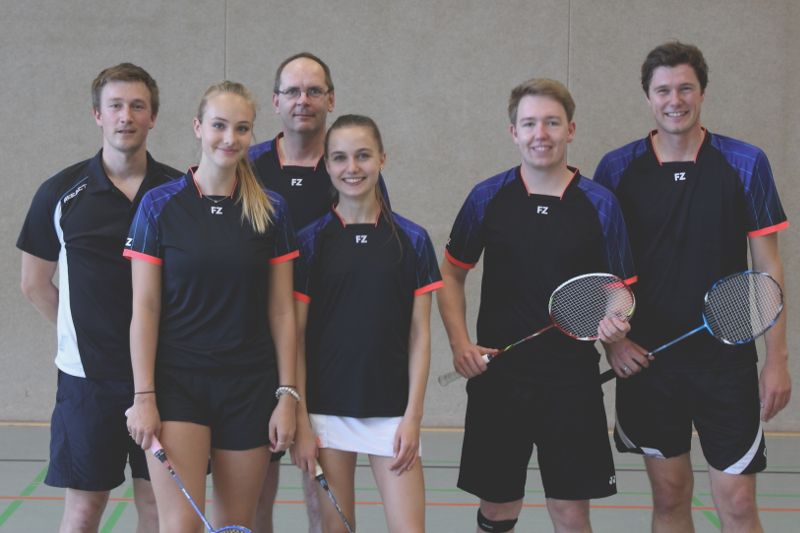 Unser Team in der Bezirksklasse 1: Von Links: Lennart Roos, Alicia Achilles, Mathias Mistrik, Hannah Müller, Lukas Buhse, Daniel Plickert